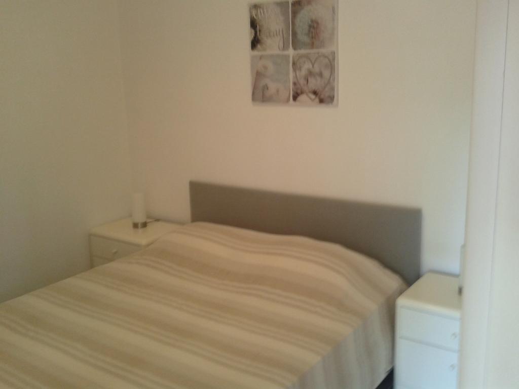 פולה Apartment Melani מראה חיצוני תמונה