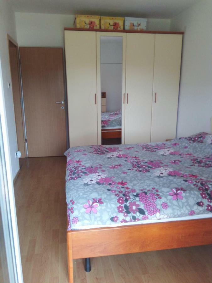 פולה Apartment Melani מראה חיצוני תמונה